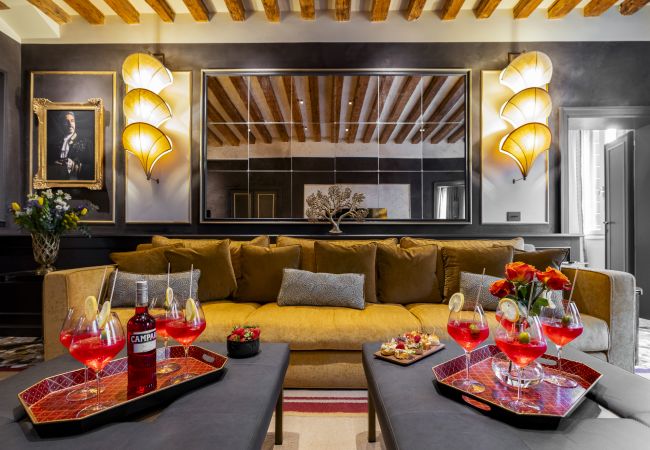Apartment in Venice - La Dimora di Lady J A San Marco Townhouse Apartment in Venice - La Dimora di Lady J A San Marco Townhouse