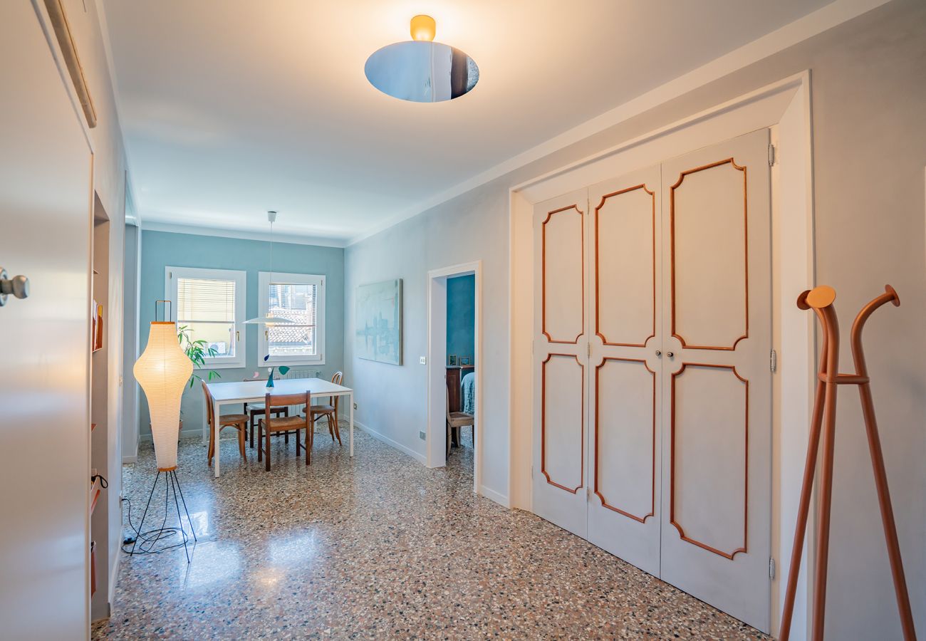 Apartment in Venice - Casa della Sensa 2 Terrace Apartment in Venice - Casa della Sensa 2 Terrace
