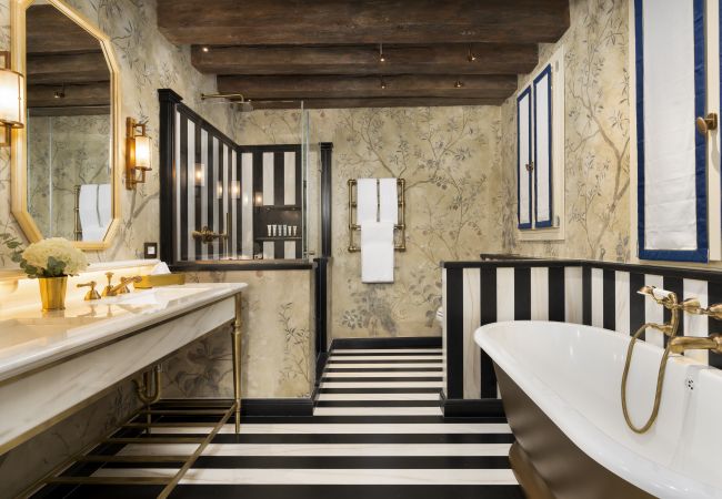 Apartment in Venice - Palazzo Loredan Grand Canal Apartment in Venice - Palazzo Loredan Grand Canal