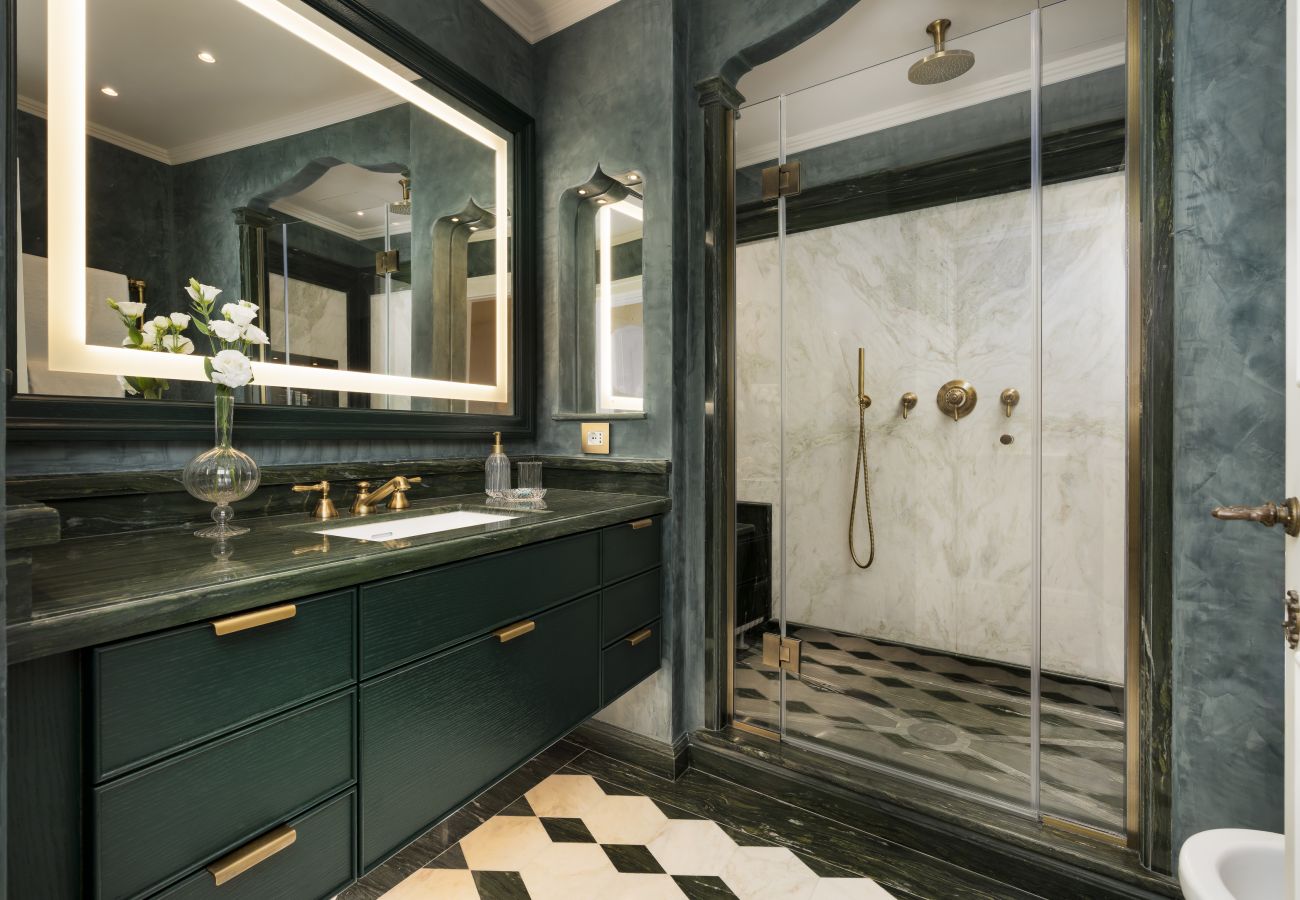 Apartment in Venice - Palazzo Loredan Grand Canal Apartment in Venice - Palazzo Loredan Grand Canal