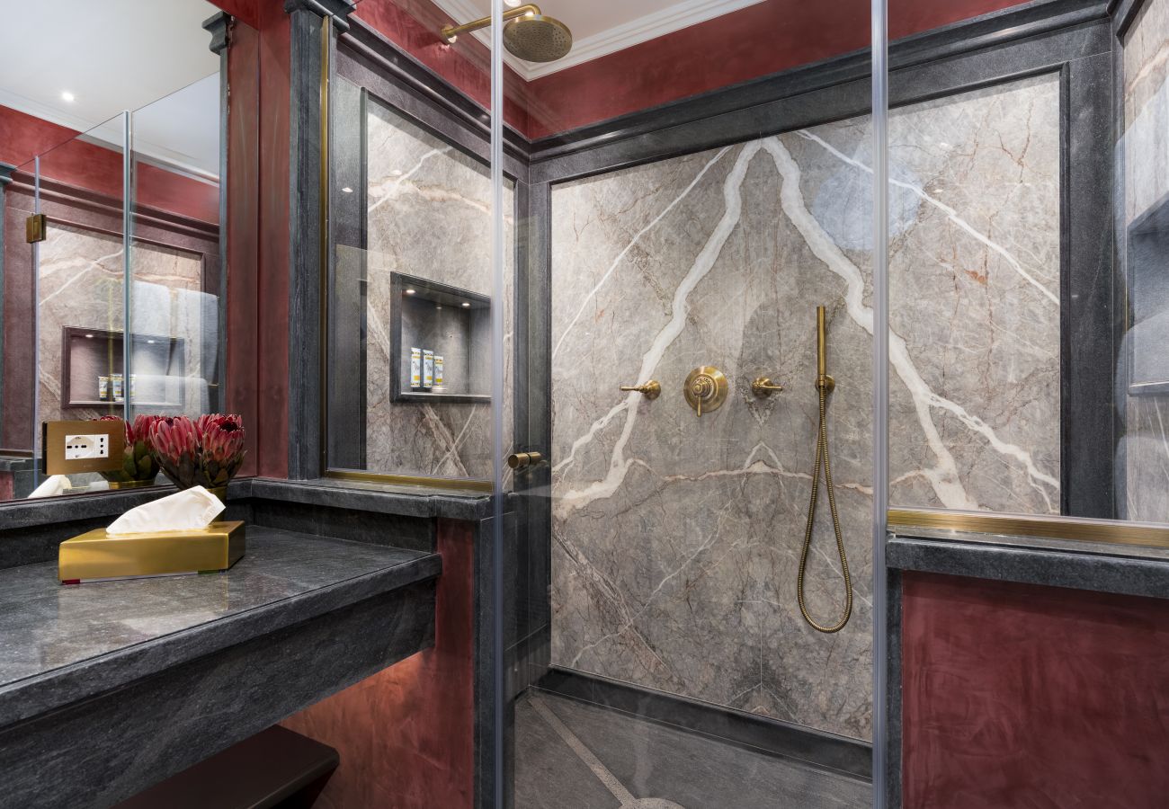 Apartment in Venice - Palazzo Loredan Grand Canal Apartment in Venice - Palazzo Loredan Grand Canal