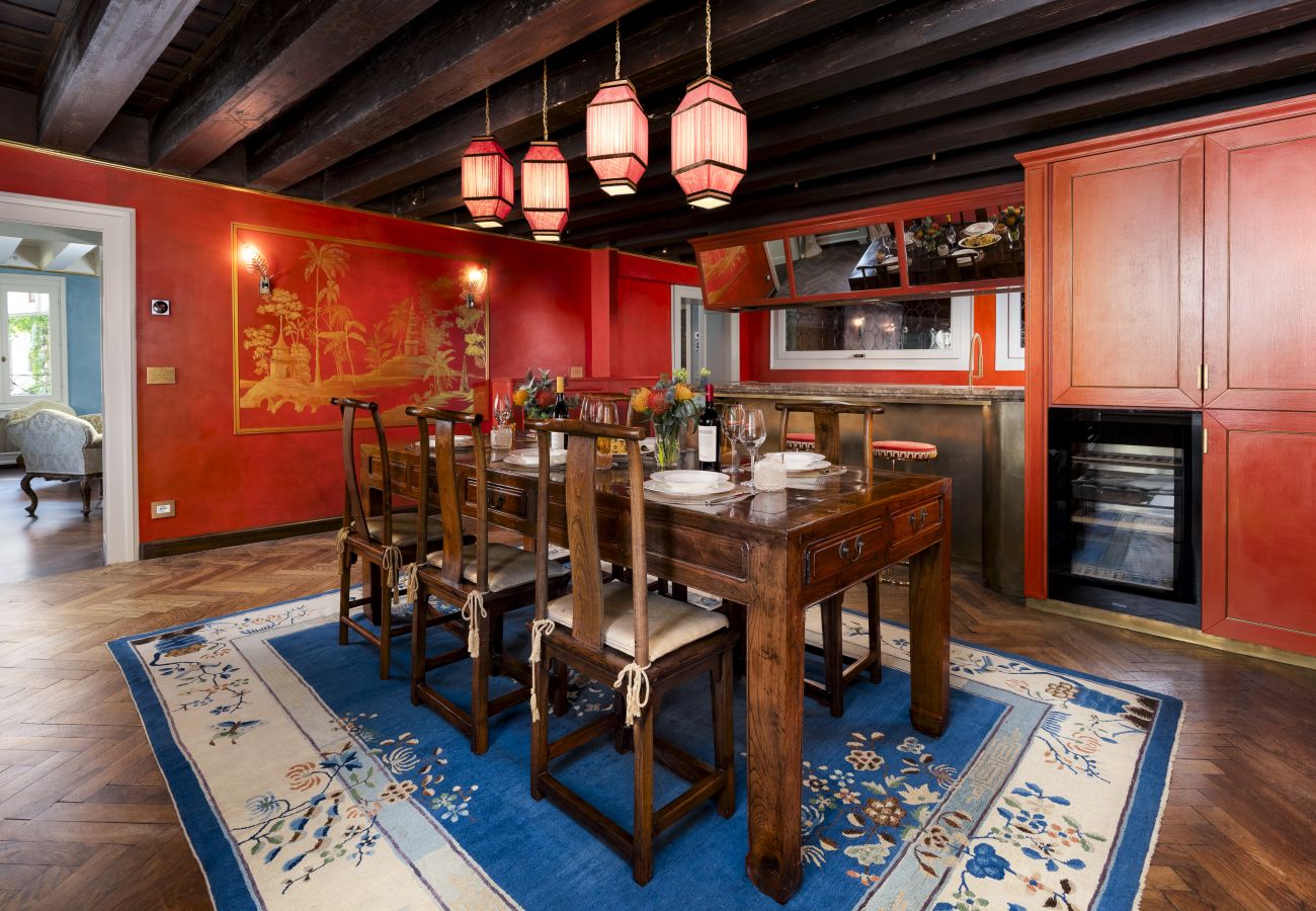 Apartment in Venice - Palazzo Loredan Grand Canal Apartment in Venice - Palazzo Loredan Grand Canal