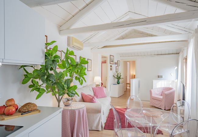 Apartment in Venezia - Ca' dei Musicanti Venetian Retreat