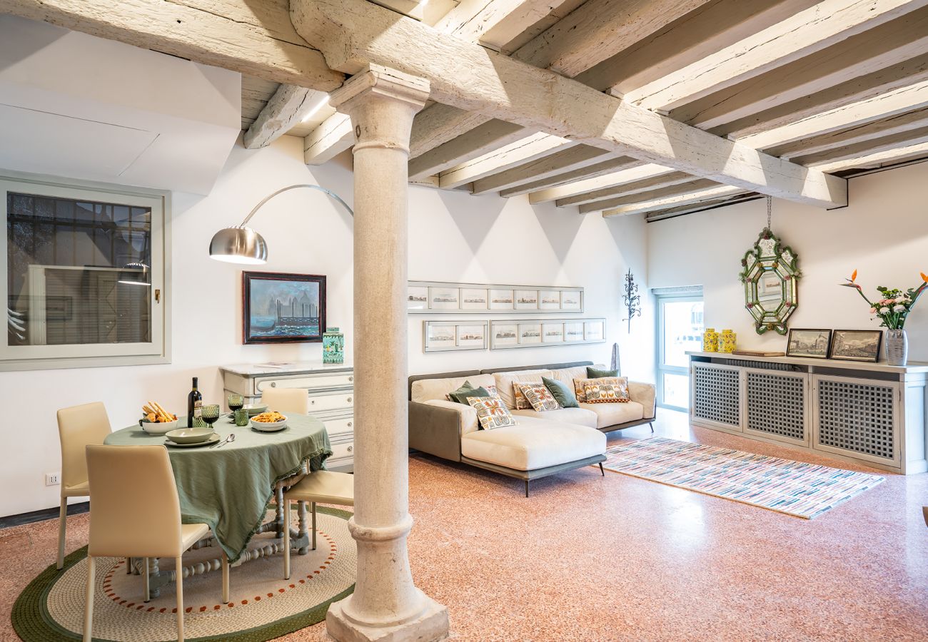 Apartment in Venice - La Loggetta Grand Canal San Marco